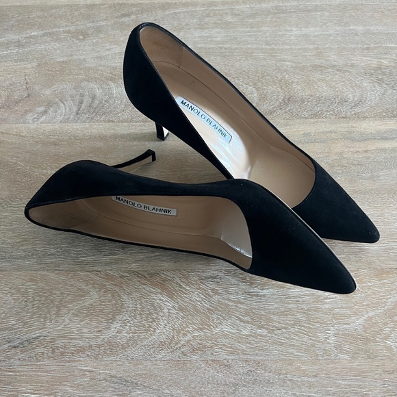 Manolo Blahnik Black Heels - Picture 3 of 16